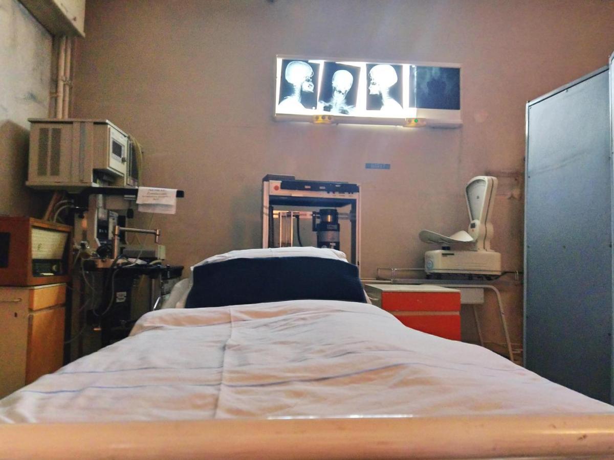 Franz Kafka Spital Hostel เบอร์โน ภายนอก รูปภาพ