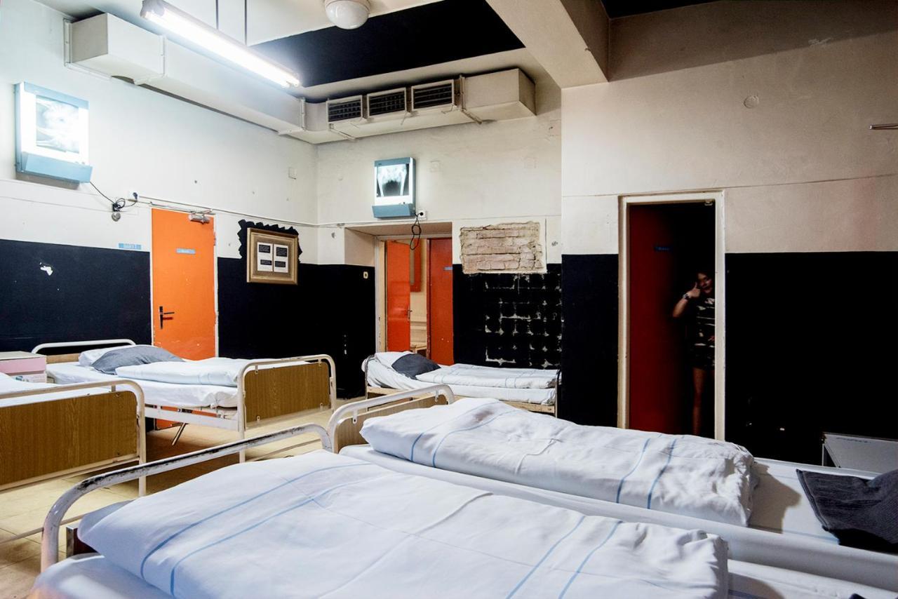 Franz Kafka Spital Hostel เบอร์โน ภายนอก รูปภาพ